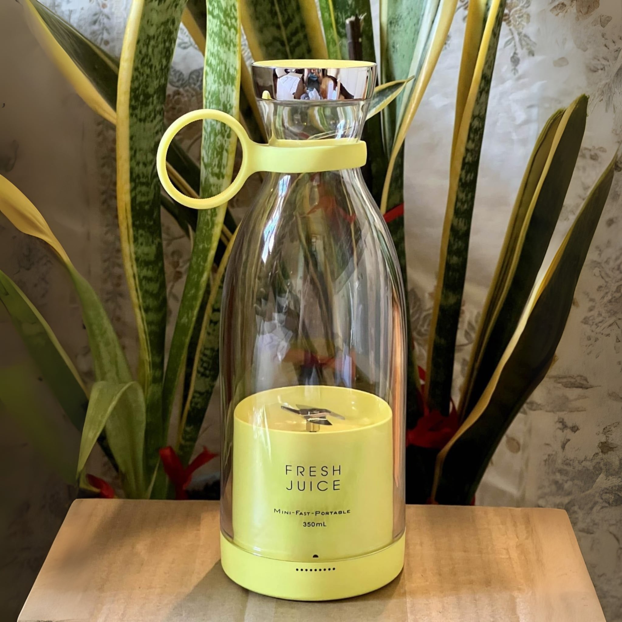 Gul Fresh Juice 350ml Bærbar Blender - Mysports Blendere